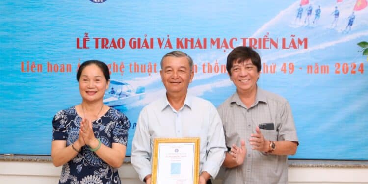 Hội Nhiếp ảnh TP.HCM: Trao Giải thưởng Liên hoan ảnh nghệ thuật truyền thống TP.HCM lần thứ 49 năm 2024