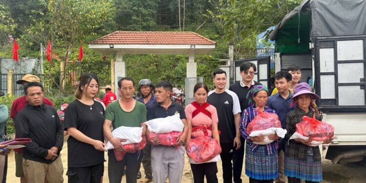 Viện IMRIC – Viện IRLIE; Tạp chí Doanh nghiệp và trang Trại Việt Nam: Chung tay giúp đỡ nhân dân khắc phục hậu quả bão, lũ tại Lào Cai