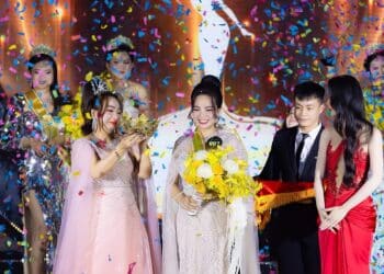 Hồ Thị Tuyết Mai đăng quang Hoa hậu Calgary Doanh nhân Việt Nam Toàn cầu 2024 