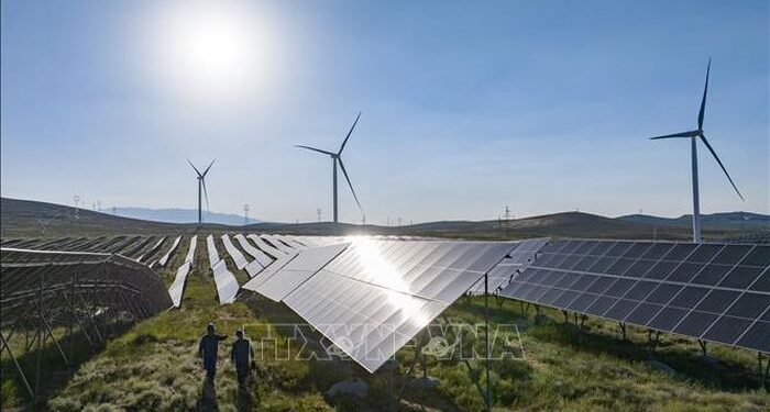 Bước đột phá lớn trong công nghệ pin Mặt Trời Perovskite