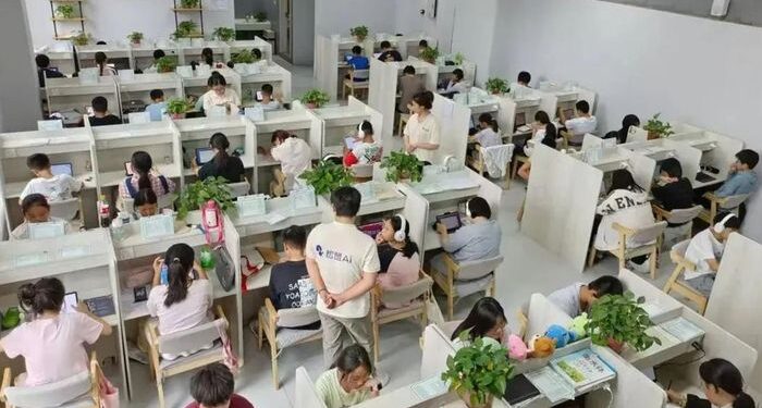 Lớp học AI ‘nở rộ’ ở Trung Quốc