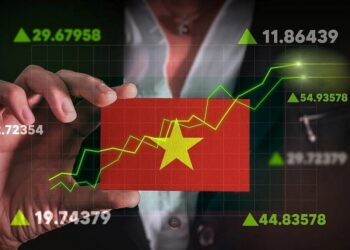 TS. Hồ Minh Sơn: Tiền gửi tiết kiệm vẫn sẽ là kênh đầu tư an toàn – Thị trường cổ phiếu dự báo sẽ tăng trưởng tích cực năm 2025