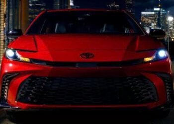 Toyota Camry 2026 ra mắt phiên bản Nightshade đậm chất thể thao