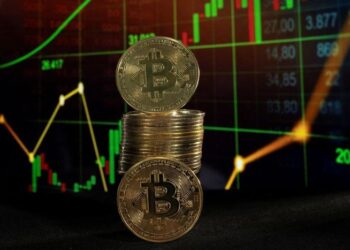Giá Bitcoin tăng dựng đứng