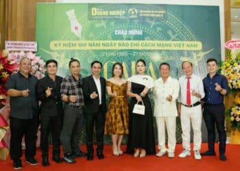 Long trọng Lễ Kỷ niệm 100 năm Báo chí cách mạng Việt Nam và trao Kỷ niệm chương xây dựng, phát triển “Nông nghiệp – Nông dân – Nông thôn Việt Nam