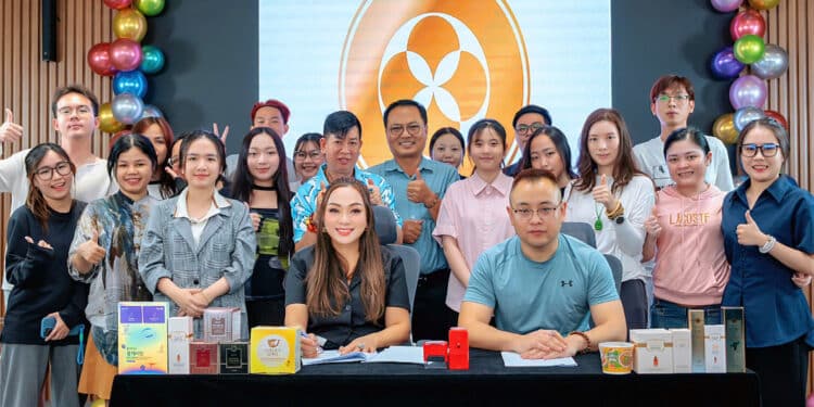 Tập đoàn Calgary ký kết hợp tác chiến lược với Tập đoàn KiTa – Ees Media (CALGARY集团与KITA-EES MEDIA集团签署战略合作协议)