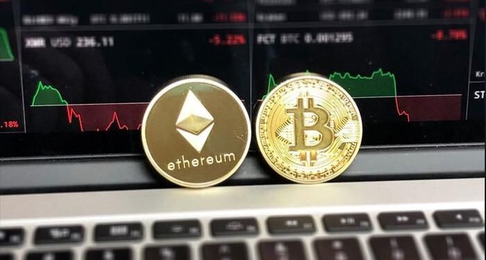 Bitcoin vững vàng tại mốc 112.000 USD, tín hiệu bứt phá đang hình thành?