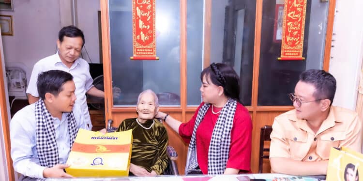 Nghệ nhân kim hoàn Quốc gia – Hồ Thị Thanh Hương: Nữ doanh nhân đam mê công tác“Đền ơn đáp nghĩa”