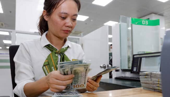 TS. Hồ Minh Sơn – Phó Chủ tịch Hiệp hội AVRCIPL, Viện trưởng Viện IMRIC: Dòng kiều hối dịch chuyển ở các lĩnh vực chứng khoán, trái phiếu, doanh nghiệp và bất động sản