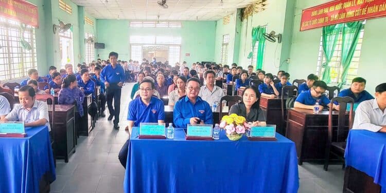 Tuổi trẻ Vĩnh Long đồng loạt ra quân “Ngày Thanh niên cùng hành động” chào mừng thành công Đại hội Đoàn TNCS Hồ Chí Minh tỉnh lần thứ I