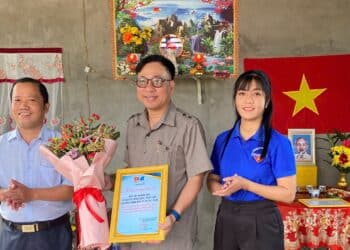 Hiệp hội AVRCIPL – Viện IMRIC và Viện IRLIE: Bàn giao nhà nhân ái – Thắm đượm tình người tại tỉnh Vĩnh Long